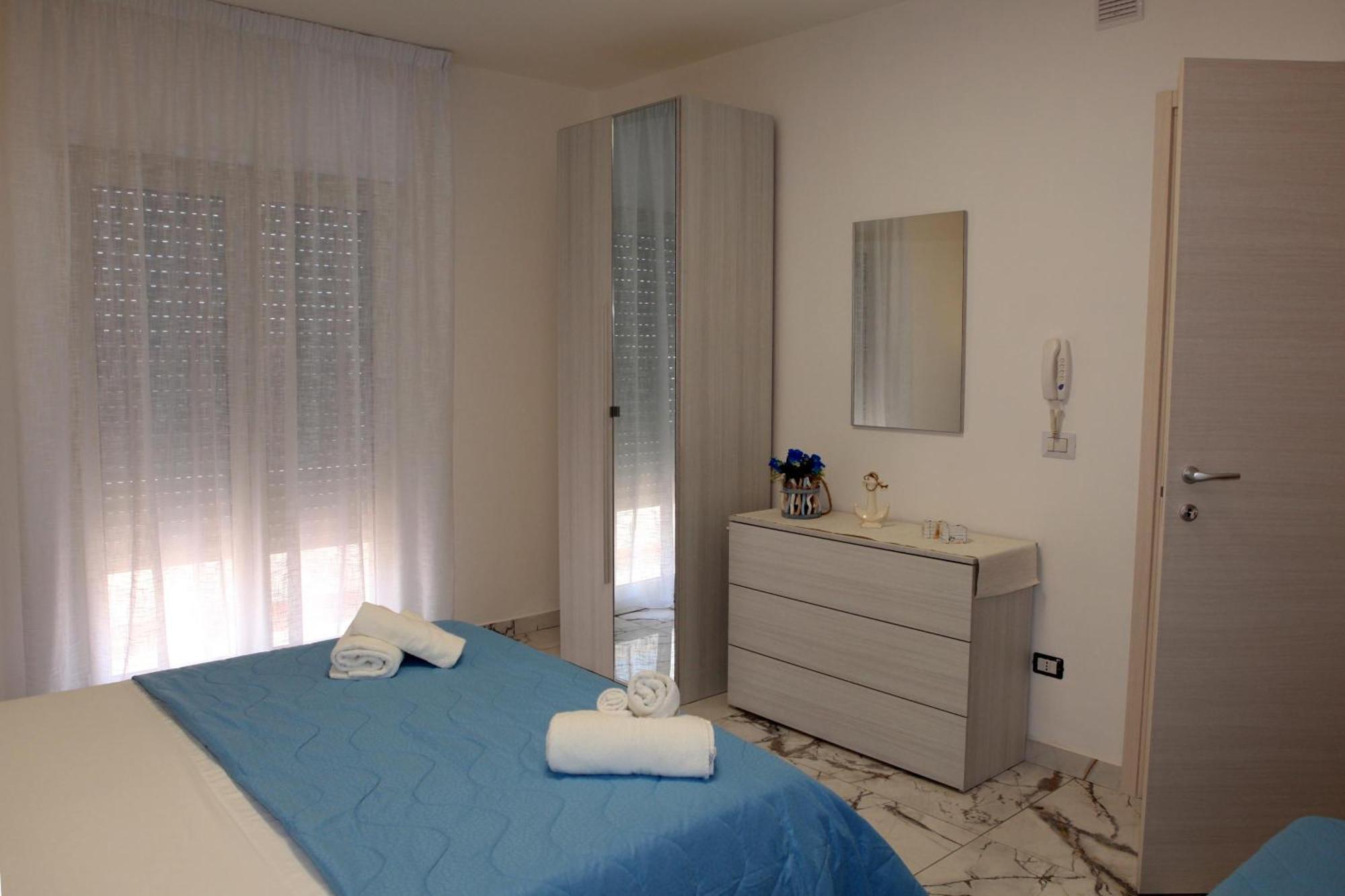 Pino Resort With Shared Pool Torre Lapillo Kültér fotó