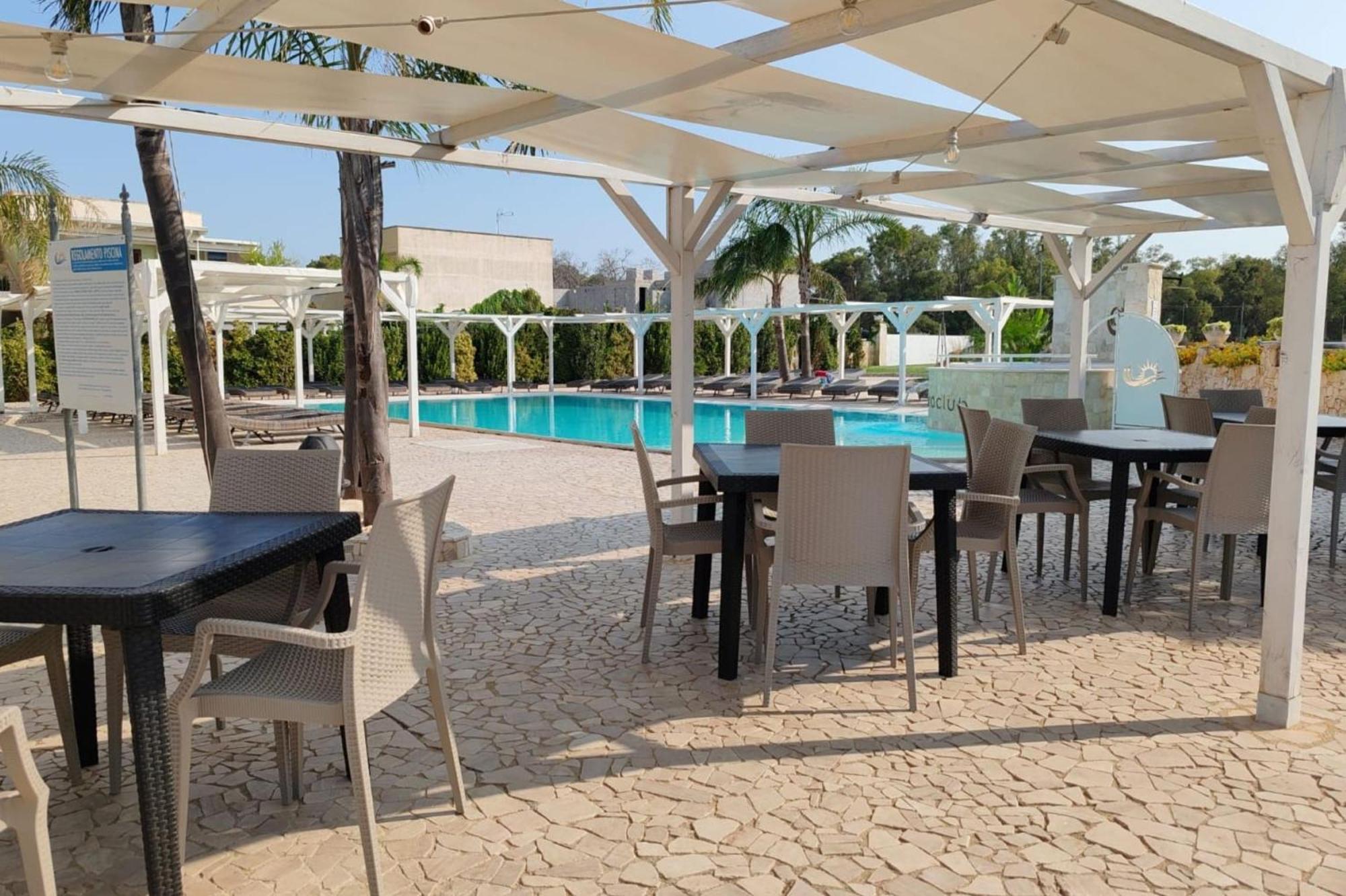 Pino Resort With Shared Pool Torre Lapillo Kültér fotó
